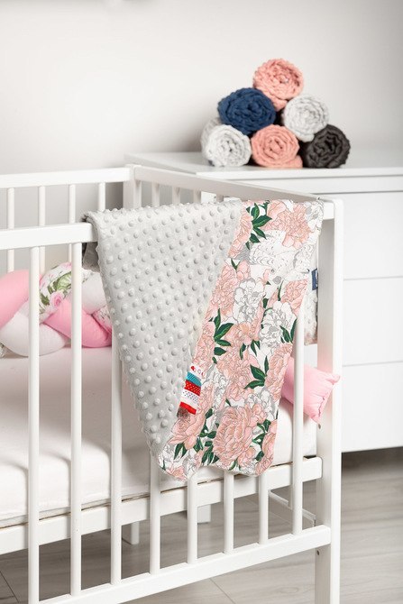 LEKKI KOCYK MINKY 75x100 KWIATY SZARY