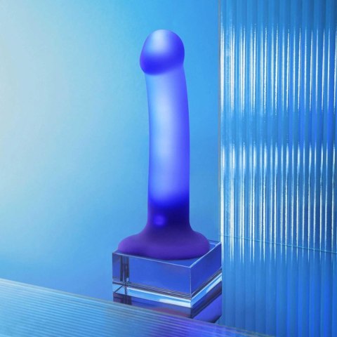 GLOW-LED DILDO PURPLE - M Strap-on-me