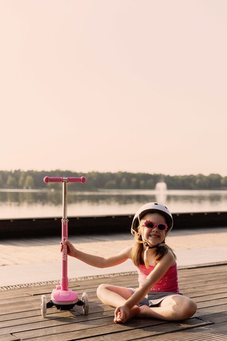 HULAJNOGA 3-KOŁOWA CARBON PINK