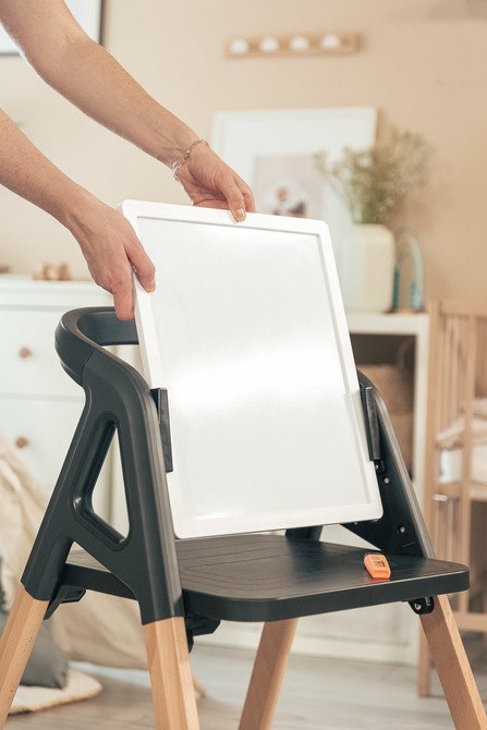 KRZESEŁKO DO KARMIENIA SMARTEE BLACK