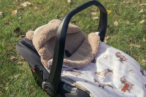 ŚPIWOREK DO FOTELIKA I WÓZKA GŁĘBOKIEGO 80X45 DOGS BEIGE