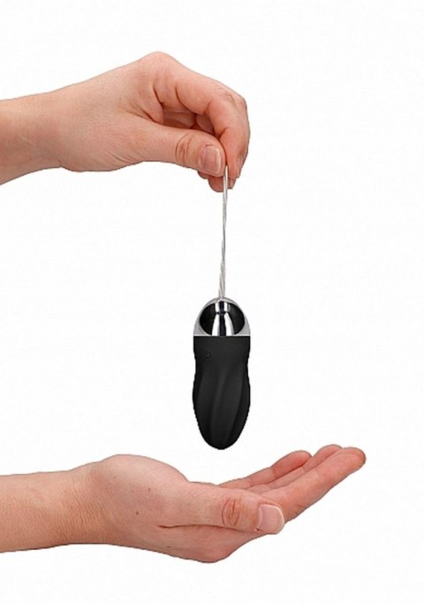 George - Rechargeable Remote Control Vibrating Egg - Black Simplicity